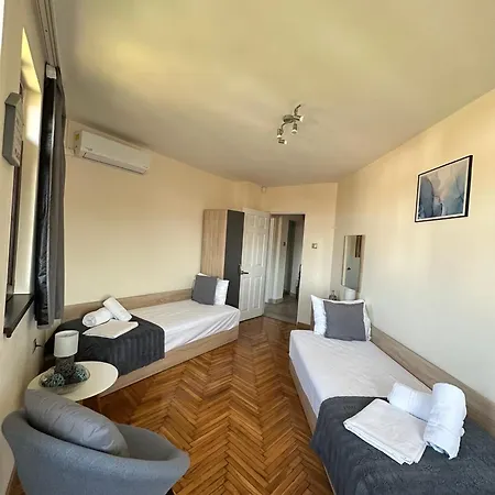 Apartment Zdravets, In The Heart Of The Old